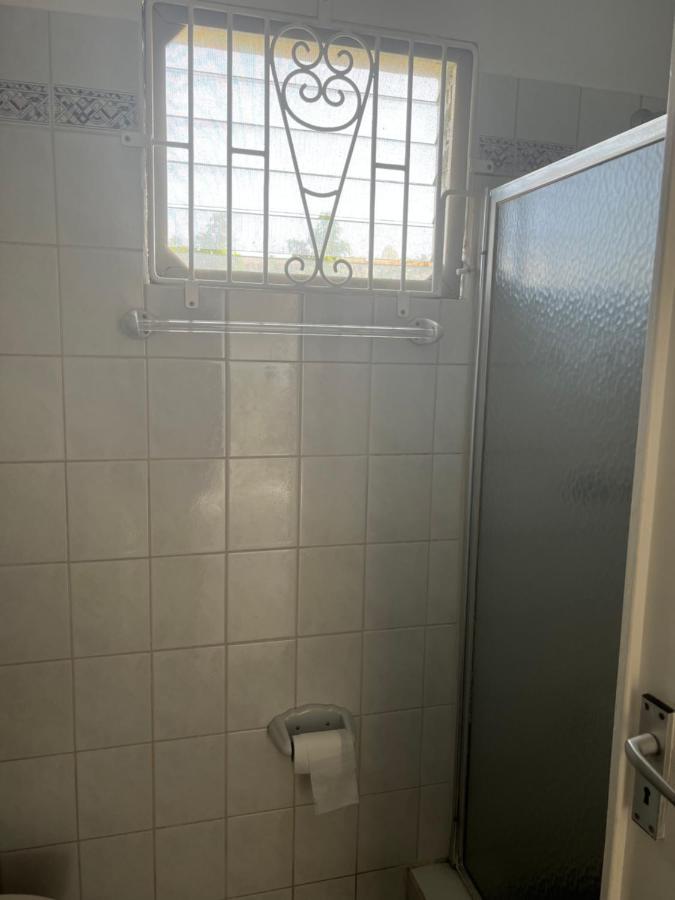 Home2Home Guesthouse 基督教堂市 外观 照片